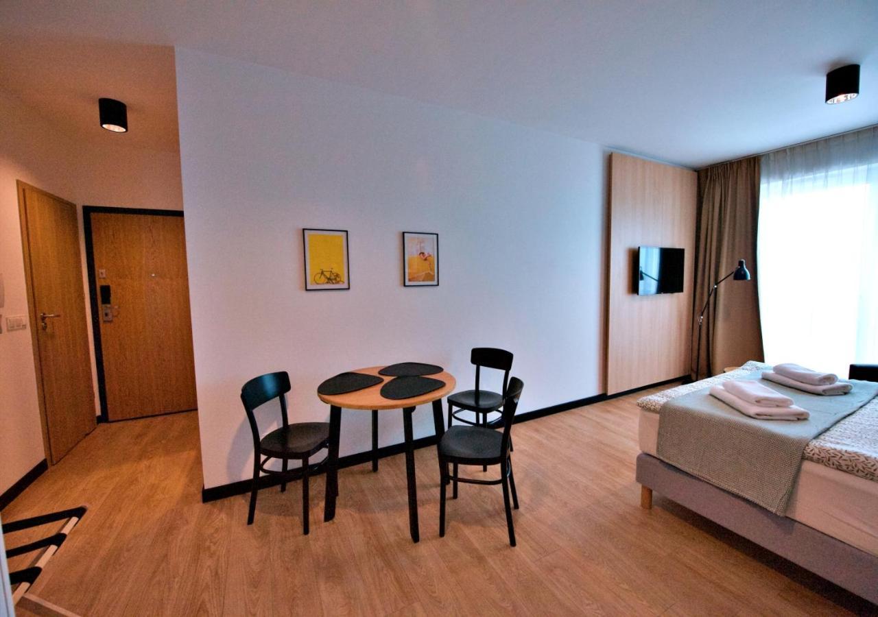 Bk Aparthotel Praga - National Stadium - Comfortable Apartment For 4 People Warsaw Exterior photo